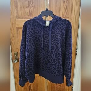 Nike Purple Get Fit Pullover Animal Print Hoodie Size XL